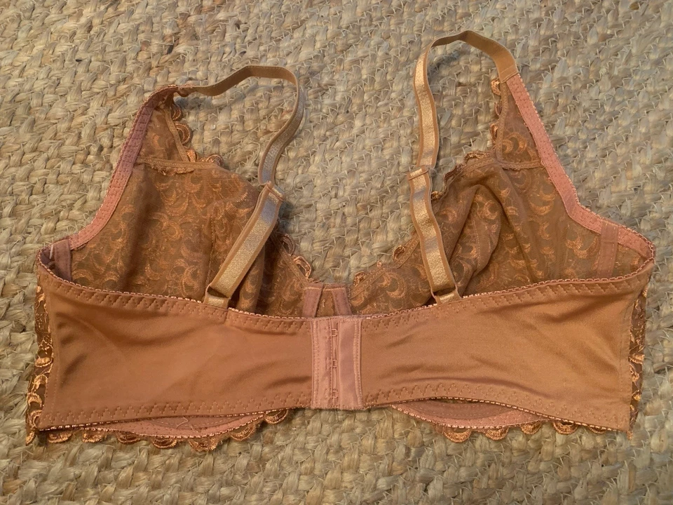 SUJETADOR BORDADO VINTAGE DE Q-T TALLA 40DD BRONCE SIN RELLENO ¡UW BELLEZA AJUSTABLE! Foto 2 de 4
