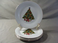 4 Dinner Plates By Sea Gull Fine China With Christmas Tree & Gold Edge 
