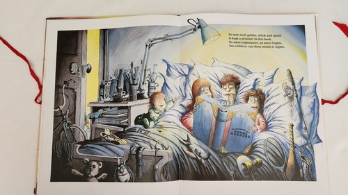 The Monster Book of Horrible Horrors by Peter Haswell, Hardcover, 1995 - Picture 7 of 12