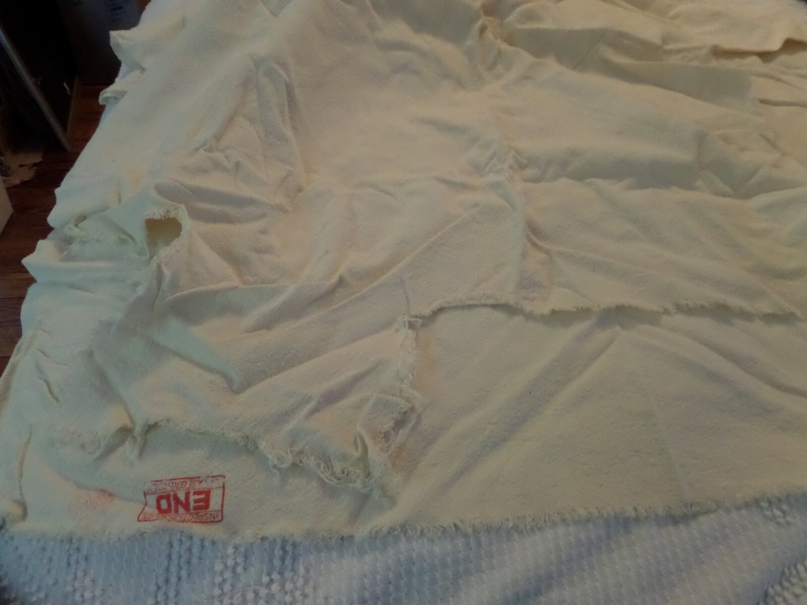 Picture 2 of 4