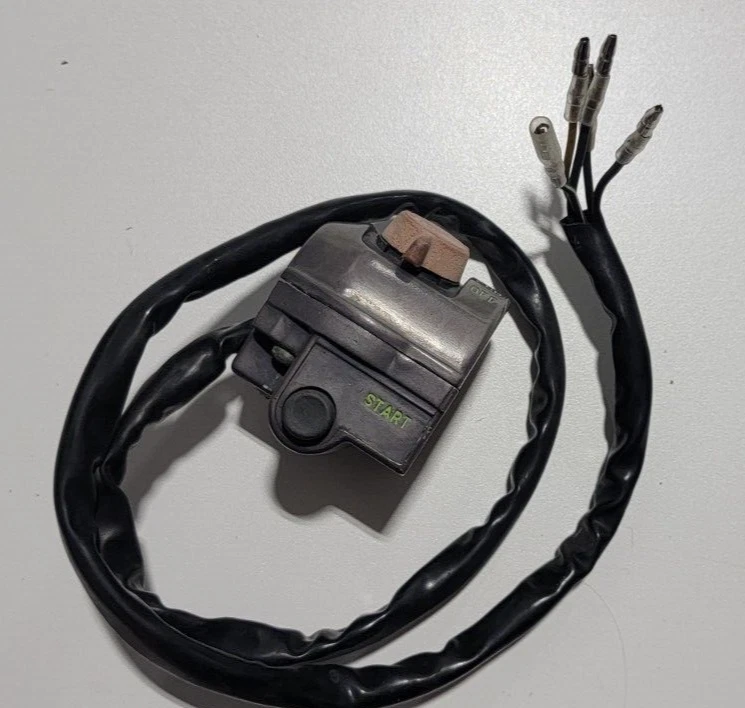 Interruptor de funcionamiento derecho Honda CB400F CB400 F 1976 Super Sport Foto 2 de 4