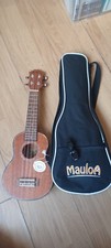 ukulele alabama neuf avec metronome et pochette