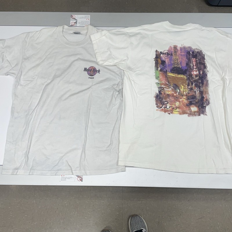 Lot Of 2 Vintage Hard Rock Cafe T-Shirts Paris