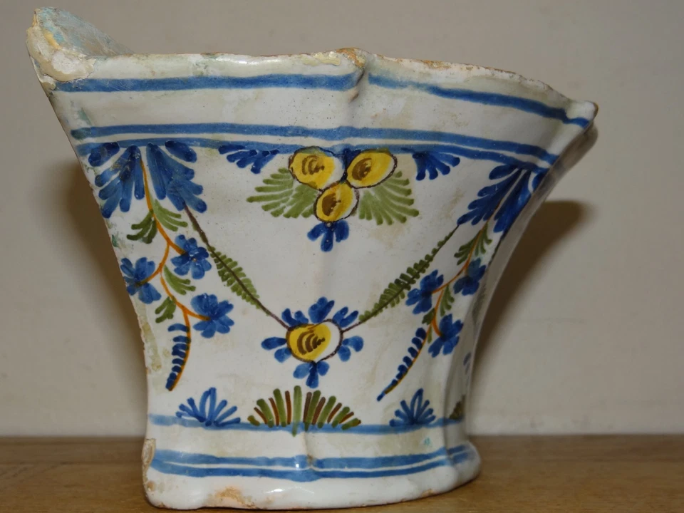 Ancienne Bouquetière en Faïence à Décor de Guirlandes de Fruits XVIII - XIXème - Photo 3/4