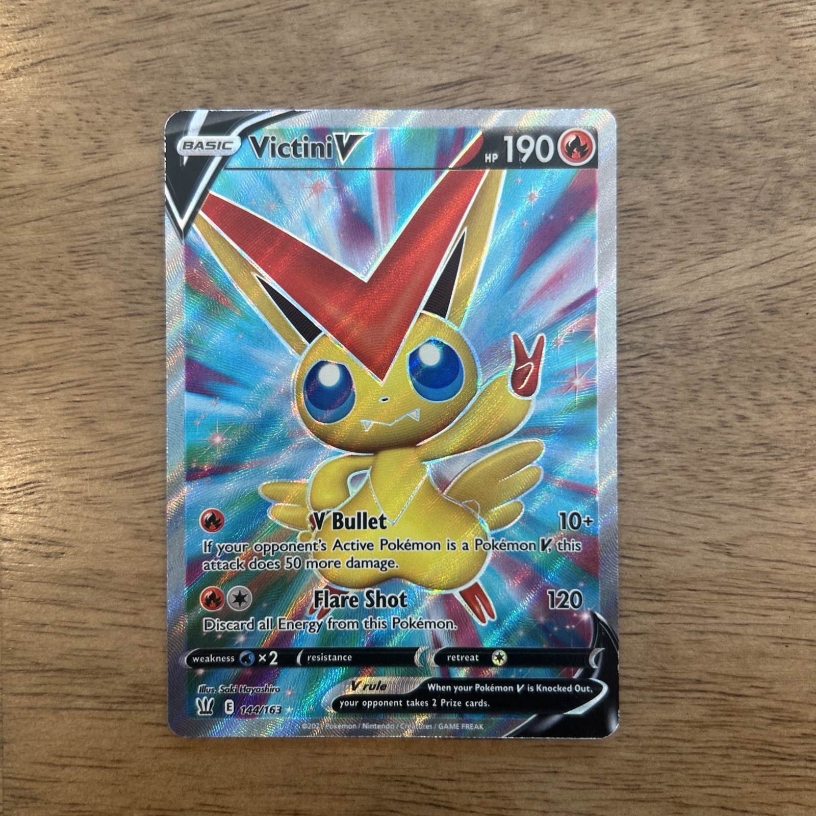 Victini V (Full Art) 144/163 Swsh05: Battle Styles Holo