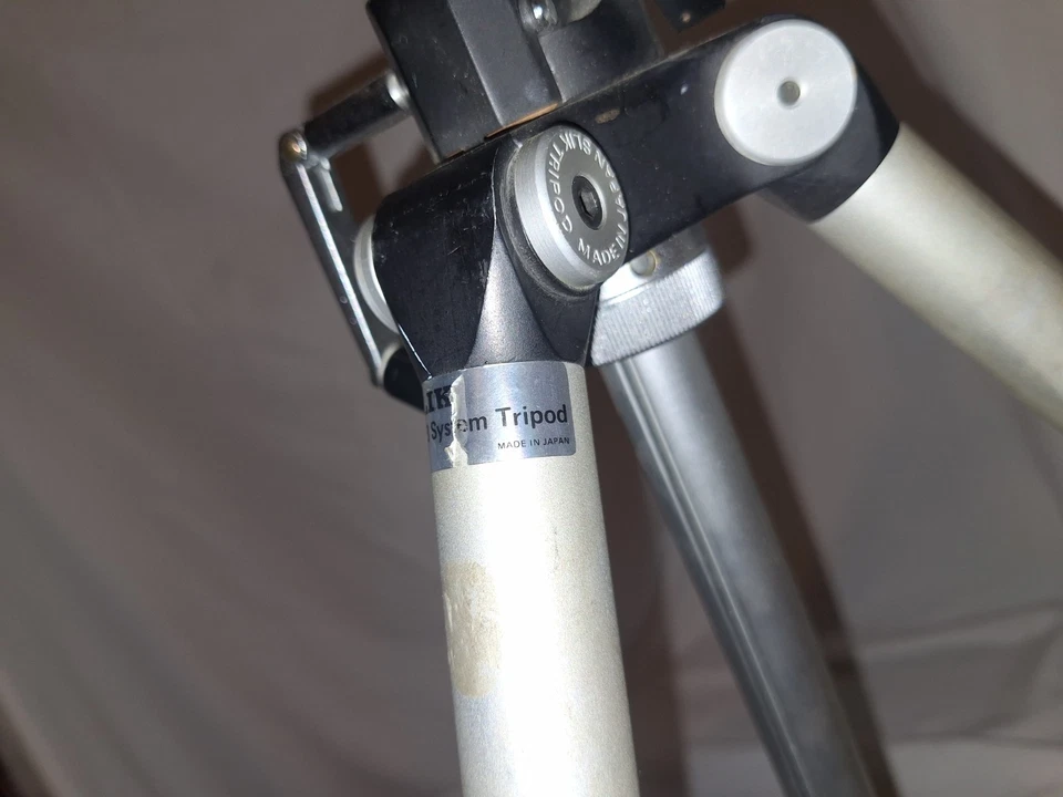 Slik S103 System Tripod No 612-103 Made In Japan plus black metal smaller tripod - Image 4 of 4