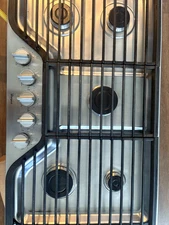 Whirlpool 36" 5-Burner Gas Cooktop in Stainless Steel WCG51US6DS00