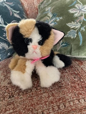 2000 DSI Kitty Kätzchen Calico Katze schnurrend Plüschtier Kuscheltier mit Original Schleife