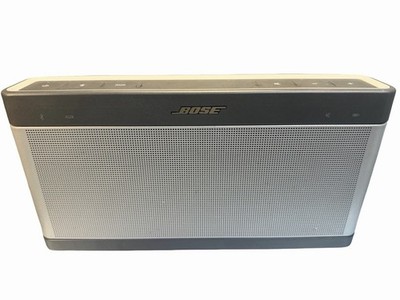 Bose SoundLink III Wireless Bluetooth Speaker Silver model 414255, Silver/Black