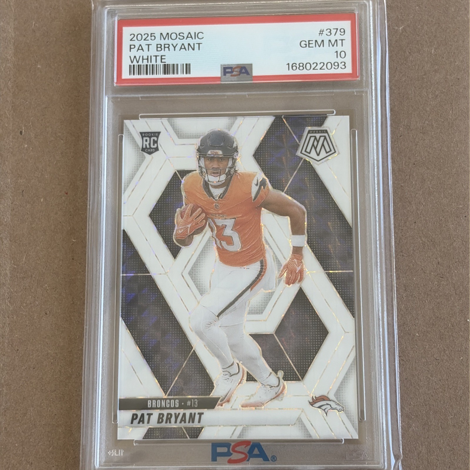 2025 Panini Mosaic - Rookies Pat Bryant #379 White Mosaic Prizm /25 (RC) Pop 2