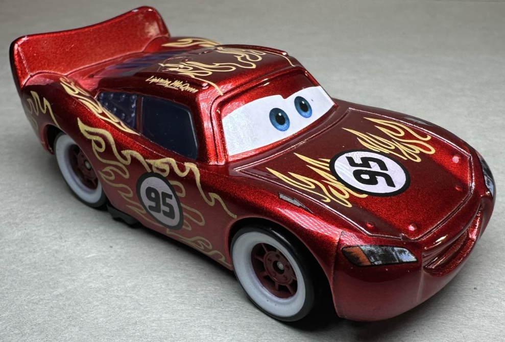 Disney Pixar Cars Hot Rod Lightning McQueen Flame Design Diecast 1:55 FC Rusteze