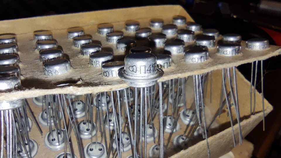 Par  2  Transistor Germânio Fuzz Face Hfe De Q1 Entre 60 A 80 E Q2 Entre 120 A 140 I.320377149 - Foto 12