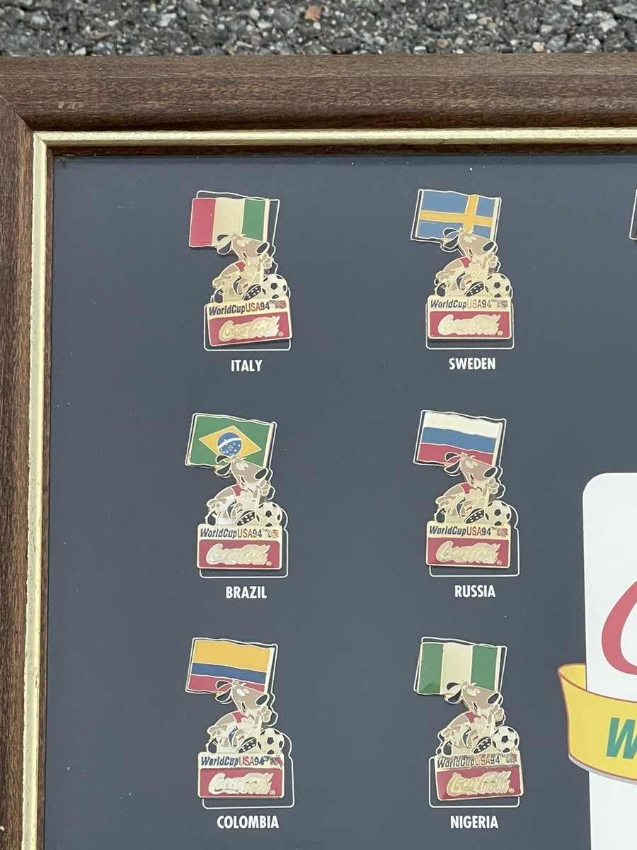 ワールドカップ94年出場国ピンバッチ Vintage 90s 1994 World Cup Coca Cola Country Soccer Flag
