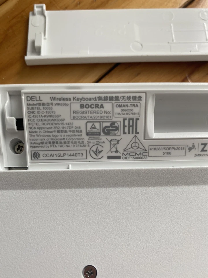 Dell WK636P (Keyboard Only / Universal Receiver NOT Included) White - Image 4 of 4