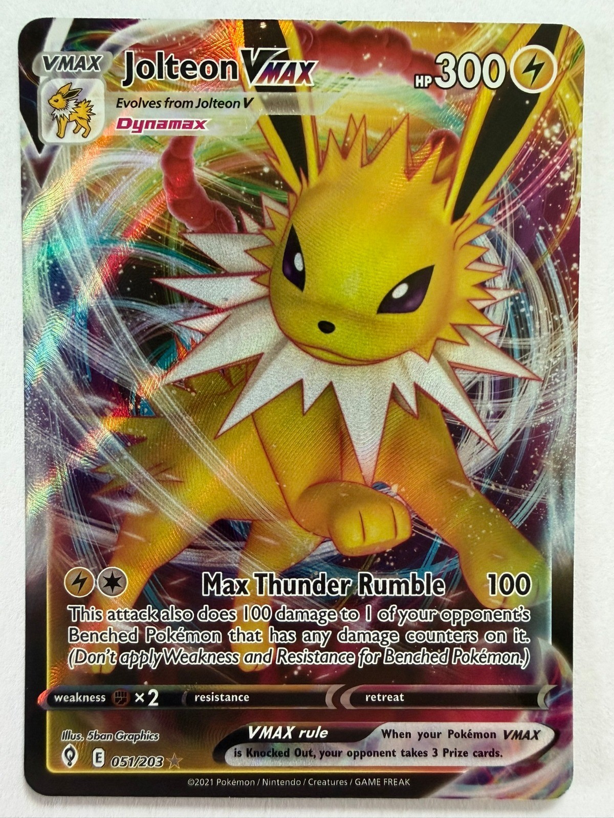Jolteon VMAX Holo Ultra Rare SWSH07: Evolving Skies 051/203 NM
