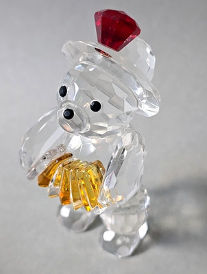 Vintage Sorelle Glass Crystal Bear Figurine 3.25''x1.25''