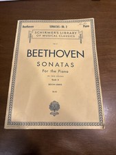 Beethoven Sonatas for the Piano: Book 2 Schirmer's Library of Musical Classics