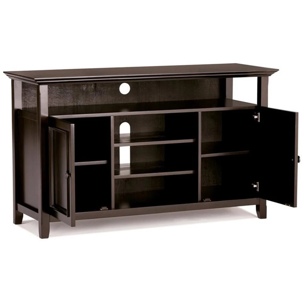 Soporte de TV Simpli Home Amherst Transitional madera maciza 54" en marrón nogal Foto 3 de 4