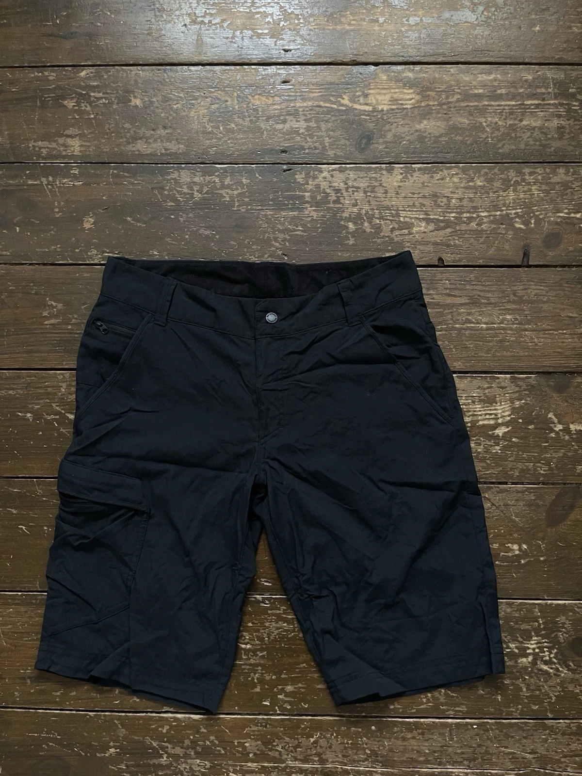 Men's Black Berghaus Shorts W30 Hiking Cargo Mid-Length Pockets Logo Walking
