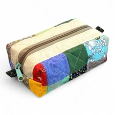Cosmetic Makeup Quilted Patchwork Zipper Pouch | COLLINGSWOOD PASSION Pouch