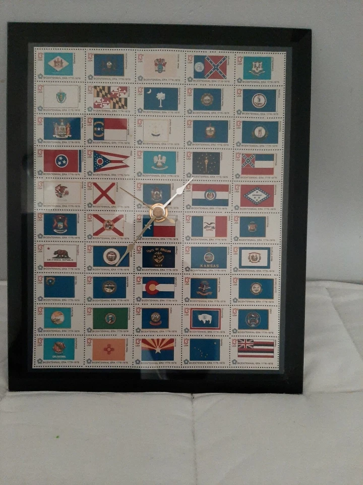 Reloj de Pared con Estampillas Conmemorativas del Bicentenario 50 Estado 13 Céntimos Foto 2 de 4