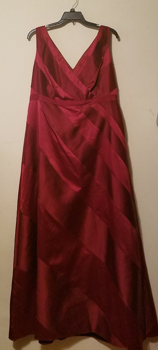 Robe De Bal Satin Rayée Adrianna Papell - Taille 16, Rouge Canneberge, Longue Et élégante