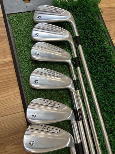 Set De Fers TaylorMade P790 2019 - 6-PW + AW - Acier, Rigide (Stiff), Main Droite - Très Bon état