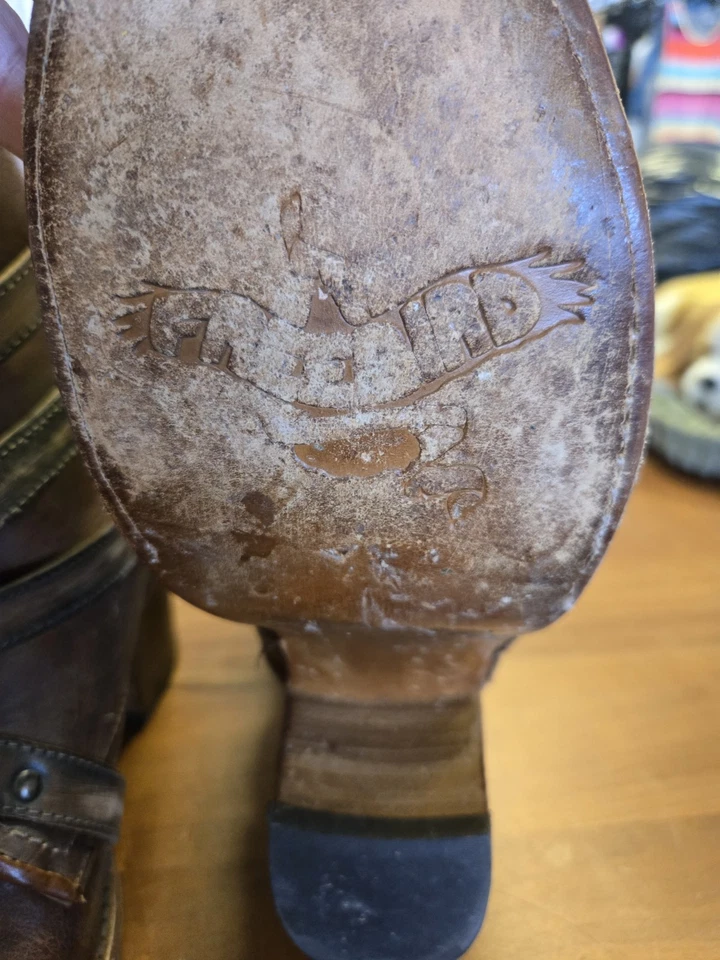 Botines Freebird by Steven para mujer de cuero marrón con tiras y hebilla talla Foto 2 de 4