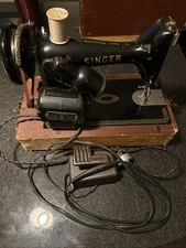 Singer Portable Sewing Machine 99K UK Includes Pedal Ek93039, Bz 15-B Working