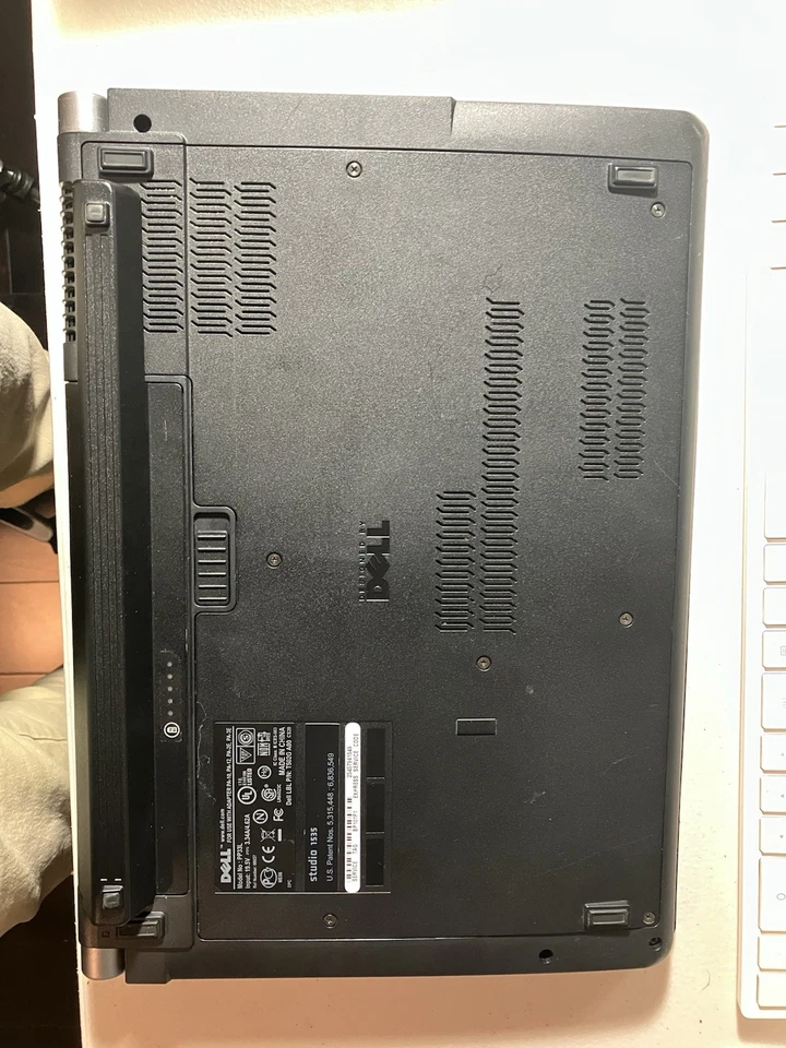 Laptop Dell Inspiron PP33L / 1525 Core 2 Duo - Para piezas o reparación Foto 2 de 4