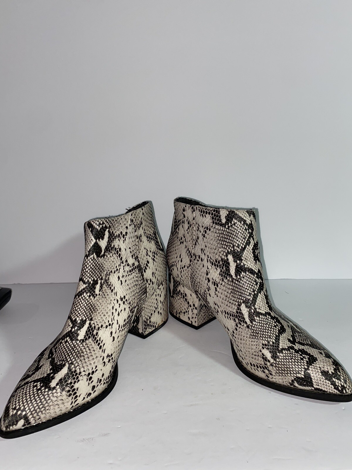 Seychelles Chaparral Black/White Python Boots Wom… - image 5