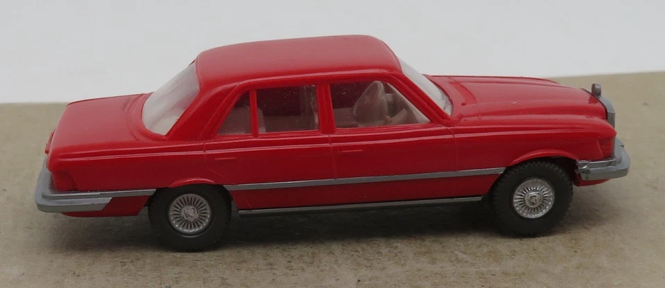 Micro WIKING Ho 1/87 Mercedes Benz 450 Si Rosso No. Box - Immagine 3 di 4