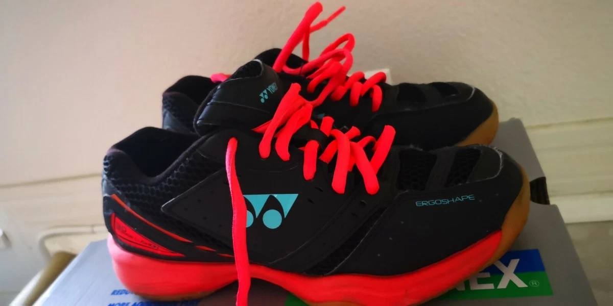 Yonex power cushion 30 badminton cheap shoes