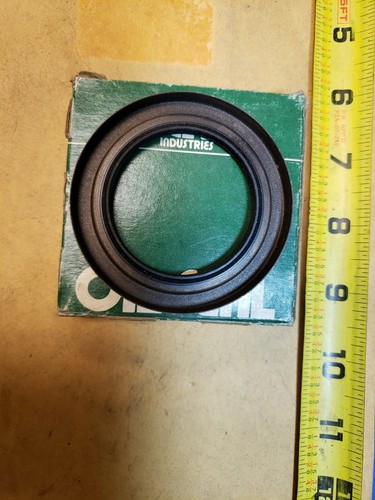 NOS CR 18697 Wheel SEAL For Gm Cars 1980-1989 Made In USA 🇺🇸 F+S - Picture 4 of 5