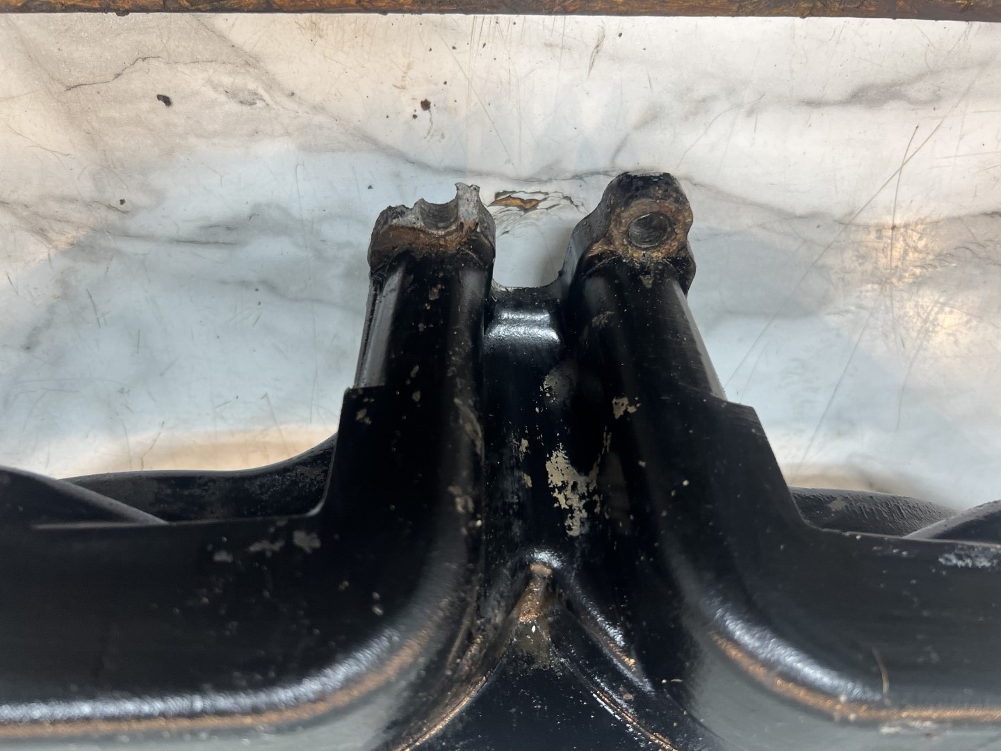 89 Mercury MerCruiser 5.7 L 350 260 HP Boat Engine exhaust Y pipe pipes