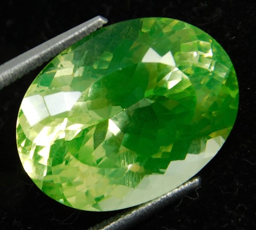 Gemma Forma Ovale Zaffiro Russo Verde 18,70 Ct Nuova Vintage Alta Qualità - Foto 3 di 12