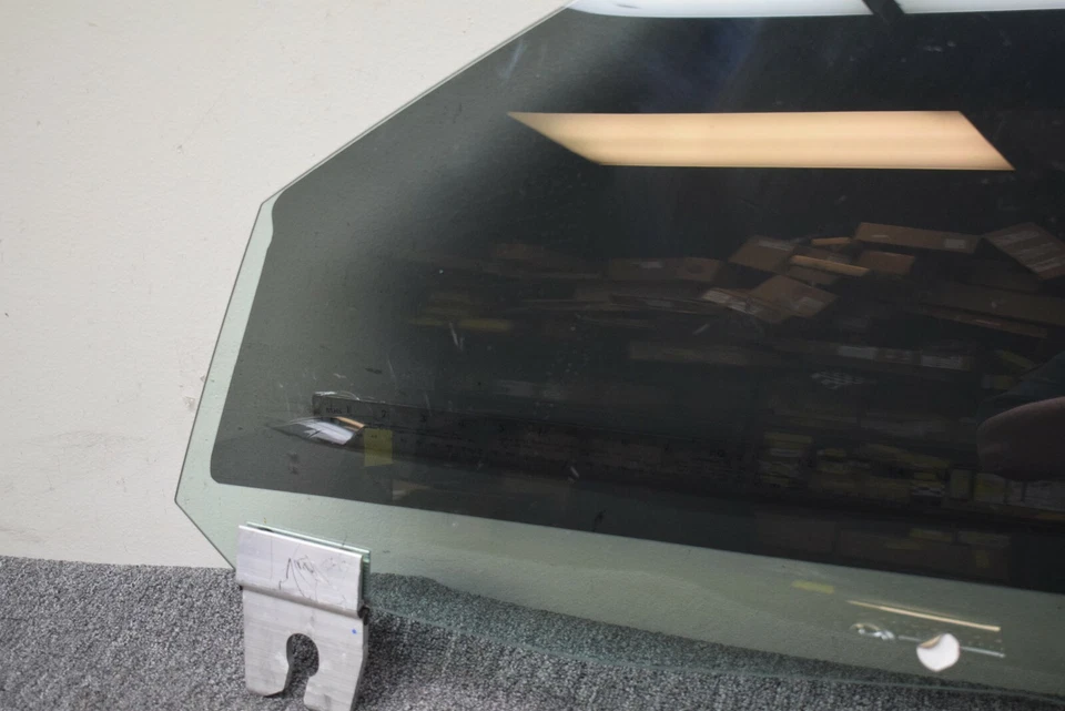 2012 PORSCHE CAYENNE S LEFT DOOR WINDOW GLASS FACTORY OEM - Image 2 of 4