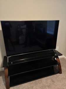 LG, 43LV570M, 43", 1920x1080, Full HD Television - Black + stand