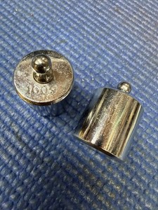 KB1- Two 100g Scale weights