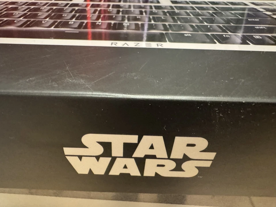 Teclado para juegos Razer Blackwidow Lite edición Stormtrooper interruptores naranjas Foto 2 de 4