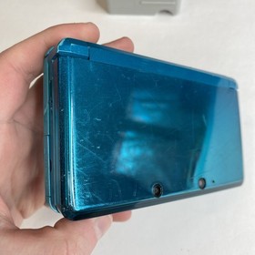 Nintendo 3DS Handheld Video Game Console Blue CTR-001 (USA) W Charger Stylus
