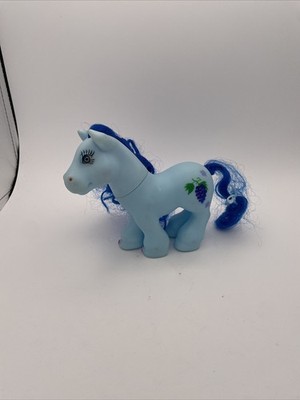 My Little Pony ''Fakie'' | Blue Skin & Hair, Grapes Cutie Mark & Human-Like Eyes