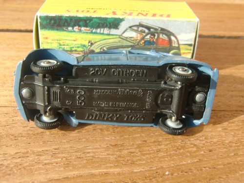 DINKY TOYS France 500 CITROEN 2 CV Ente Modele 1966 Blau 1:43 1967 + Repro Box - Foto 8 di 9