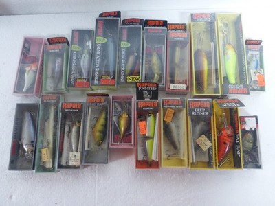Lot Of 20 Assorted Fresh Water Fishing Lures RAPALA Crank Bait
