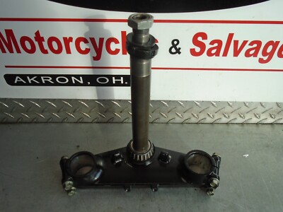 92 kawasaki zx11c ninja HOLDER-FORK UNDER TRIPLE TREE LOWER