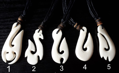 Maori Carving 4,5cm Bone Knochen Hei Matau Fish Hook Surfer Anhänger Neuseeland 