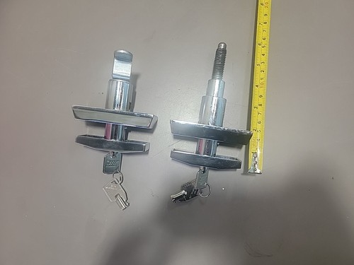 Seaga T- Handle Lock Set used SM2300, OD16S, SM23 & Genesis Model 173