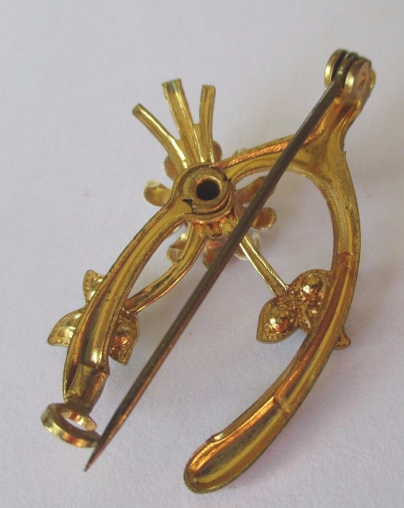 Broche Vintage Petite Taille Avec émaux Et Cristal Rose - Bijou Ancien Couleur Or, Occasion