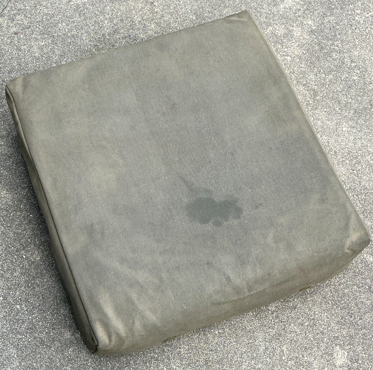 US ARMY MILITARY SURPLUS SEAT CUSHION M561 GAMA GOAT 11595117 2540