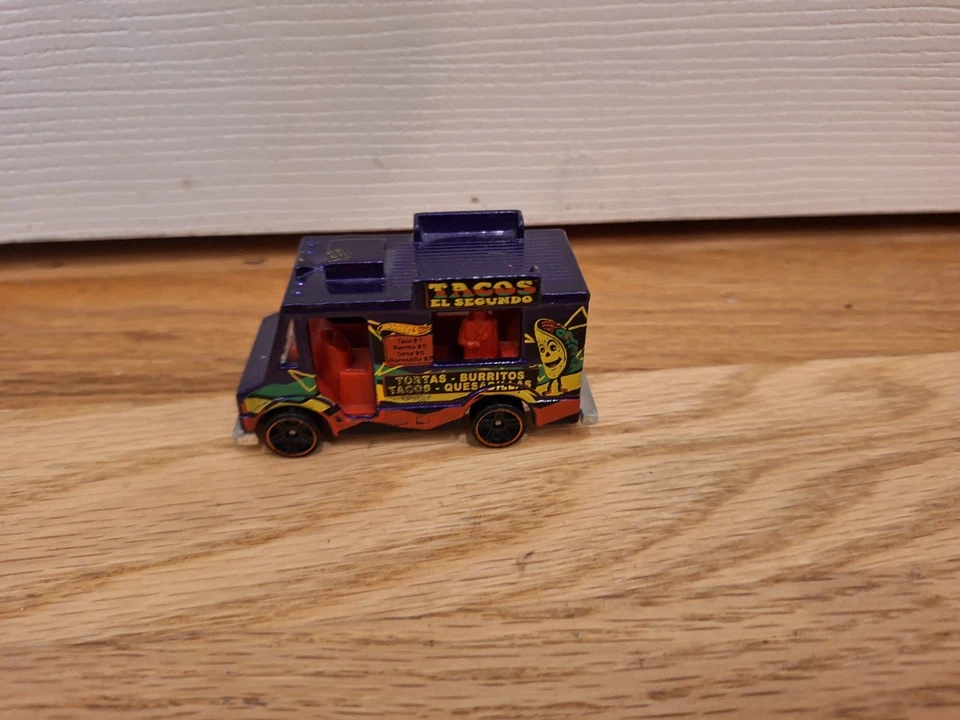 Vintage Diecast 1983 Mattel Hot Wheels Toy Taco Food Truck, Tacos El Segundo - Image 2 of 4